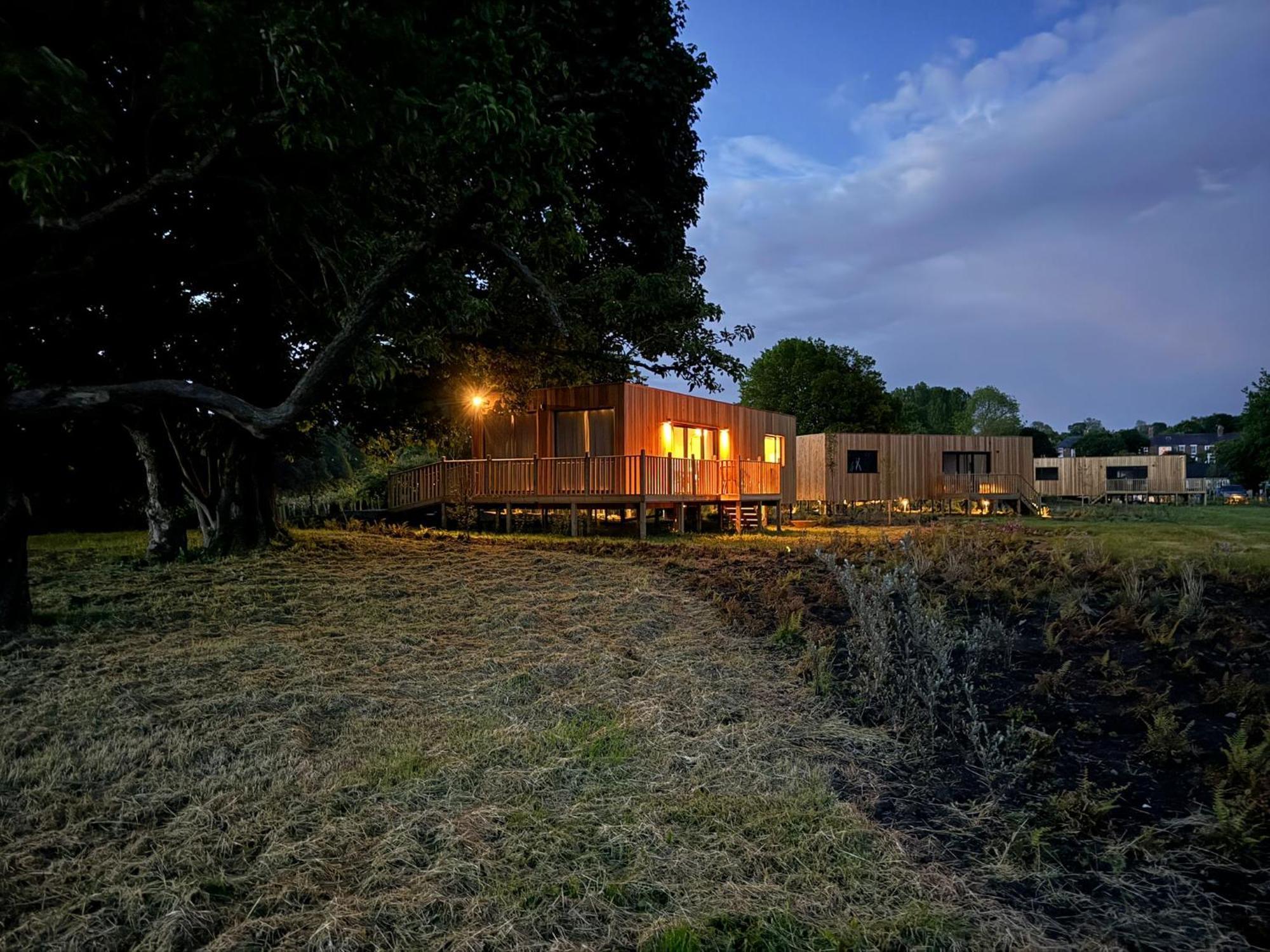Unbox At Poplar Tree Vila Durham Exterior foto