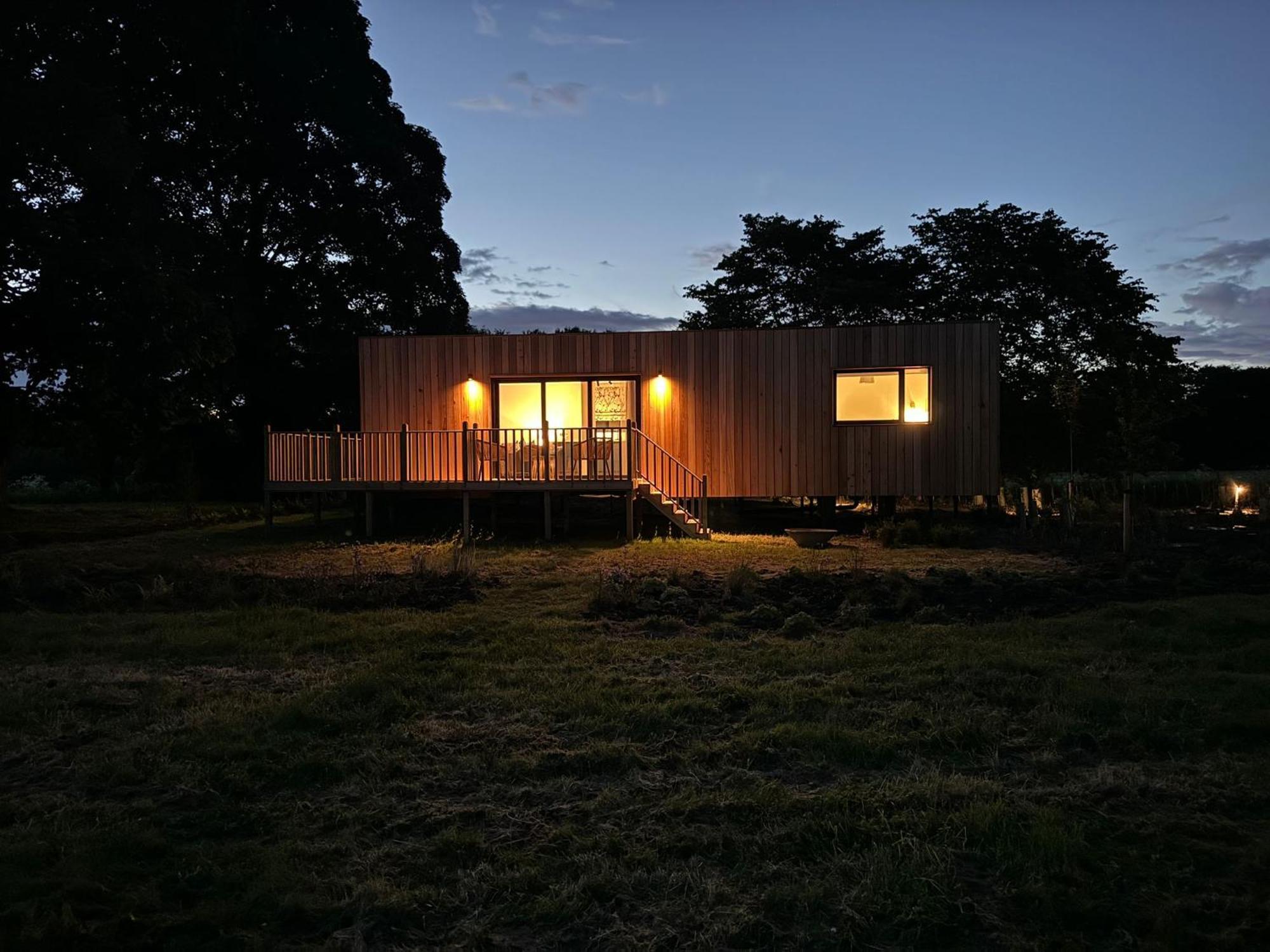 Unbox At Poplar Tree Vila Durham Exterior foto